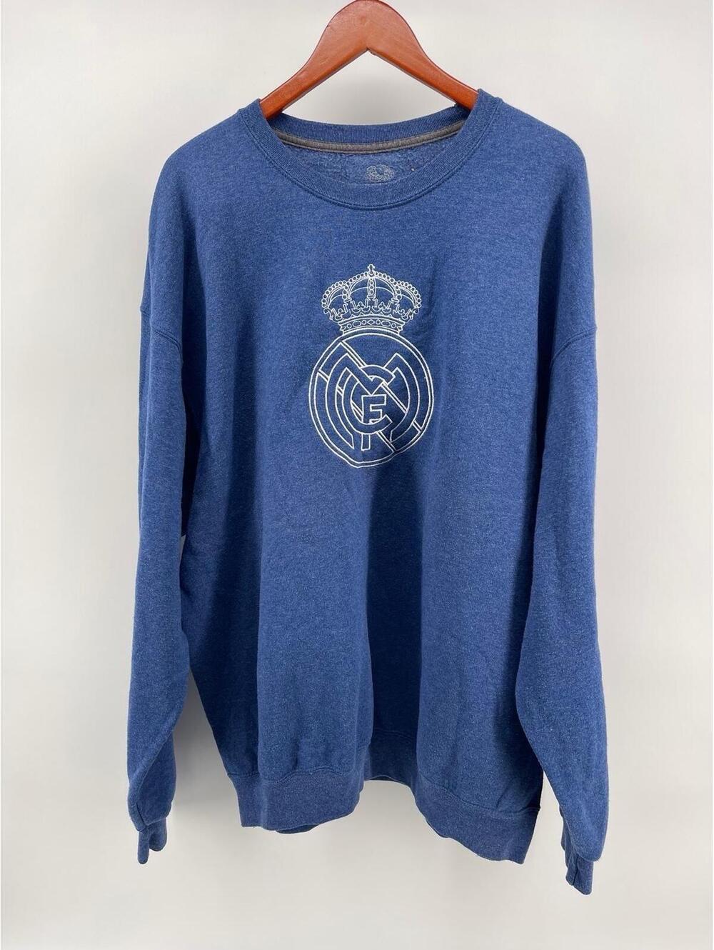 Y2K Real Madrid Crewneck Sweatshirt 2XL Blue Fruit of the Loom Soccer Logo